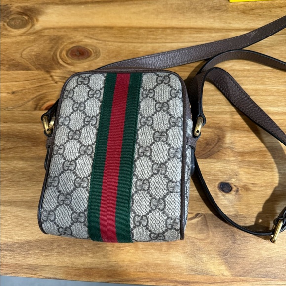 Gucci Ophidia Shoulder Bag - Picture 6 of 8